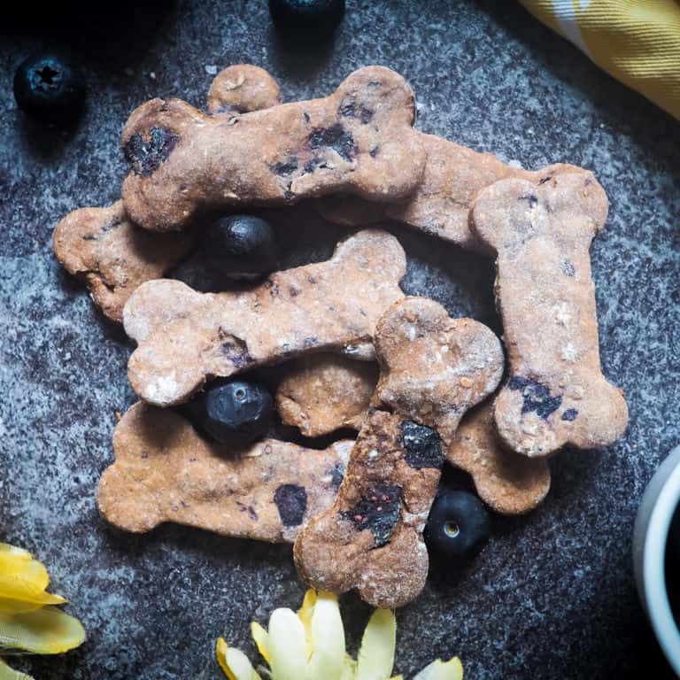 Crunchy Homemade Dog Treats with Blueberry, Oats, & Peanut Butter