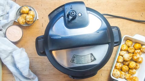 an instant pot with the knob set to venting.
