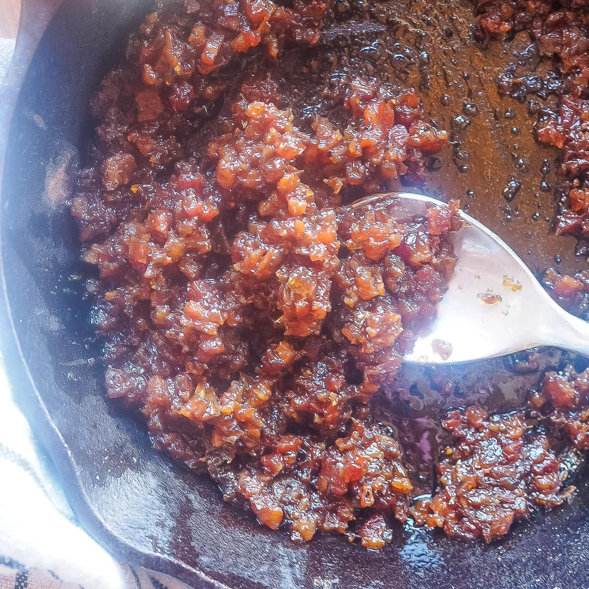 The Very Best Bacon Jam (Balsamic, Onion, and Thyme)-image