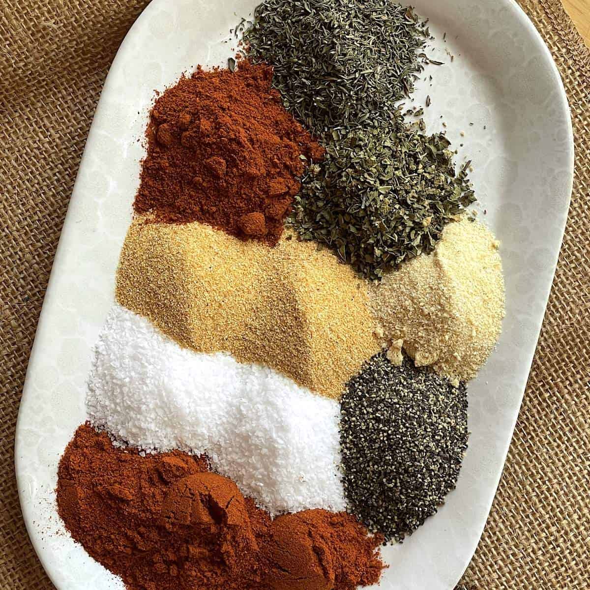 Looking for seasoning or spice mix with no salt? Try this homemade spicy  cajun season…