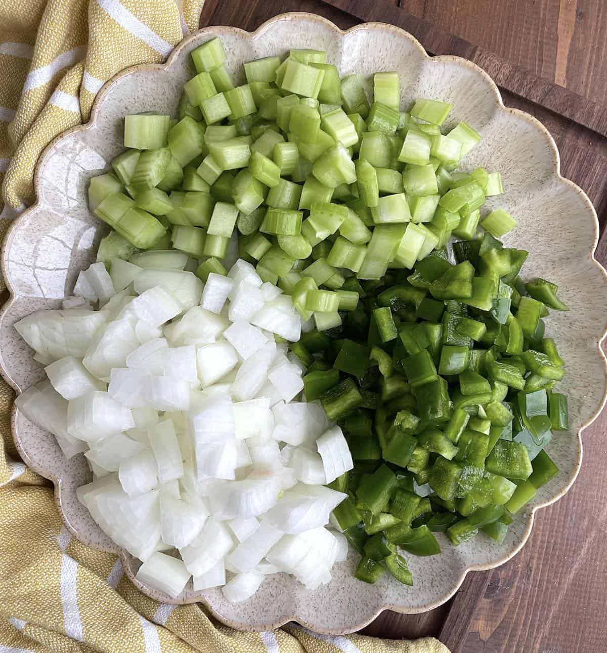 Chopped fresh vegetables (carrot, celery, onion, colored peppers