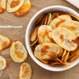This image has an empty alt attribute; its file name is baked-potato-chips.jpg